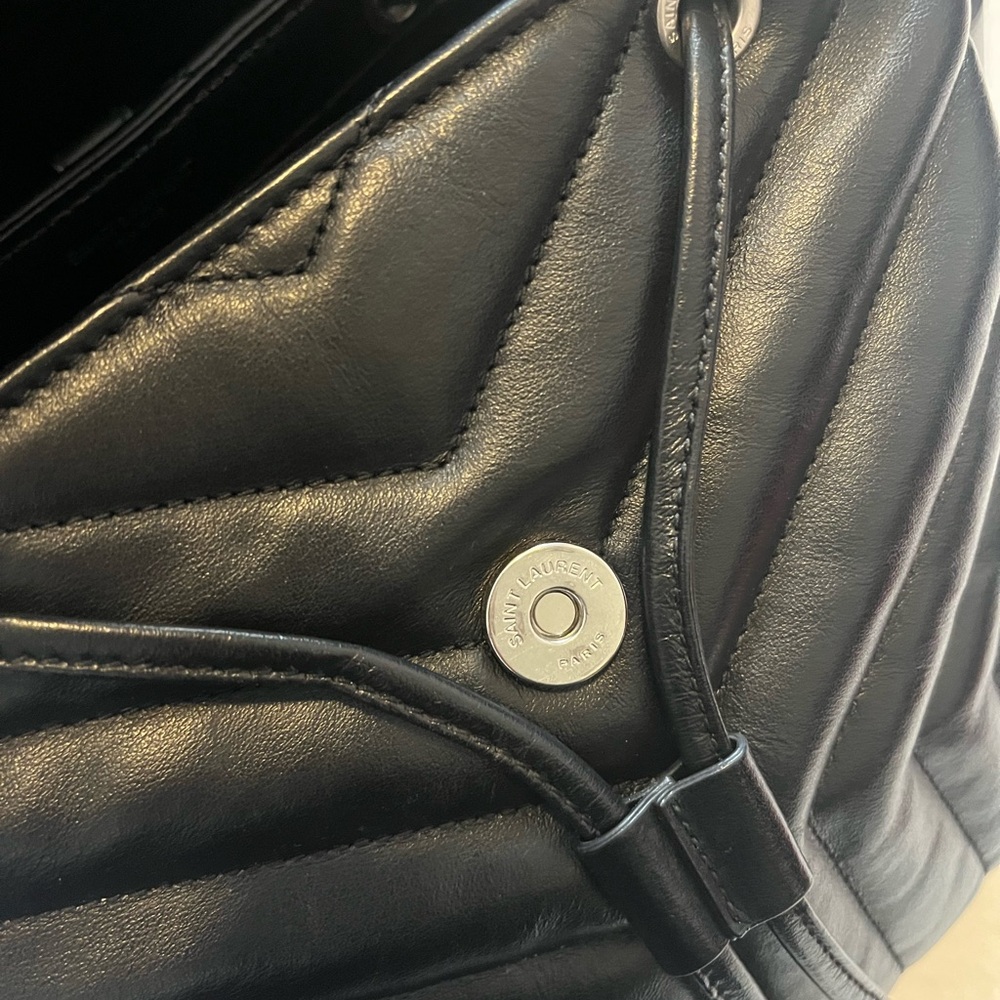 Saint Laurent small loulou quilted backpack - Picture 14 of 14